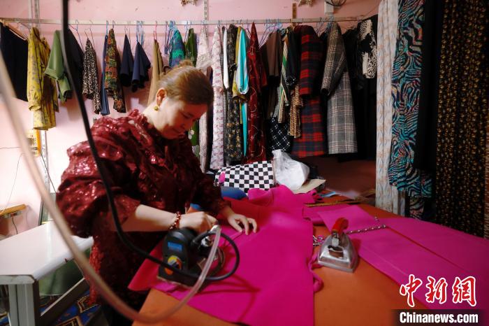 无码人妻少妇色欲AV一区二区