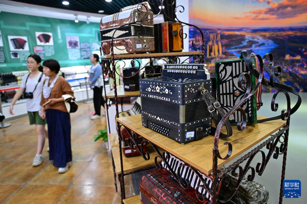 无码人妻少妇色欲AV一区二区