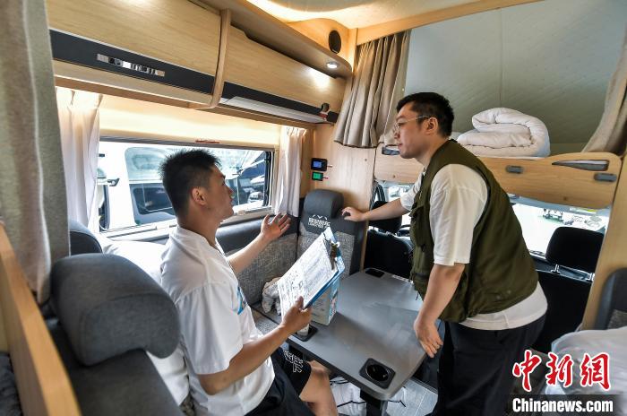 无码人妻少妇色欲AV一区二区