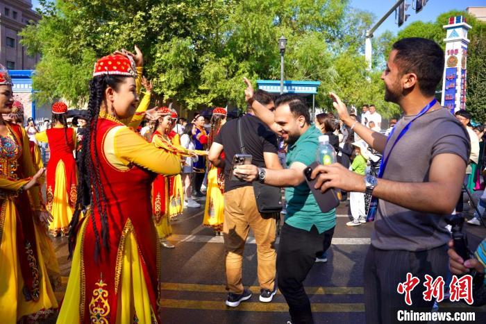 无码人妻少妇色欲AV一区二区