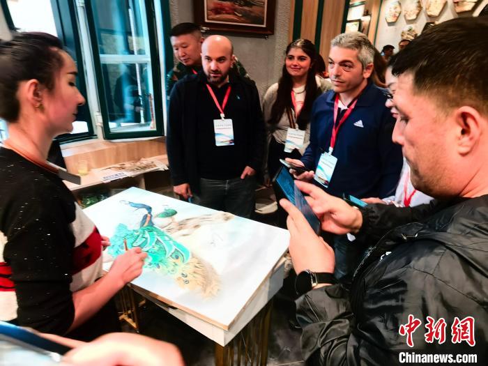 无码人妻少妇色欲AV一区二区