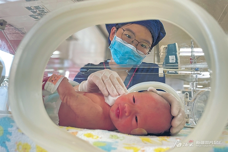 无码人妻少妇色欲AV一区二区