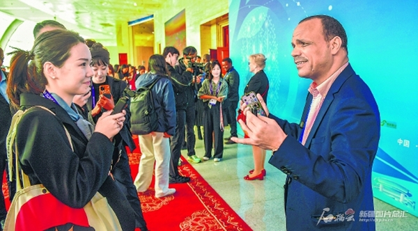 无码人妻少妇色欲AV一区二区