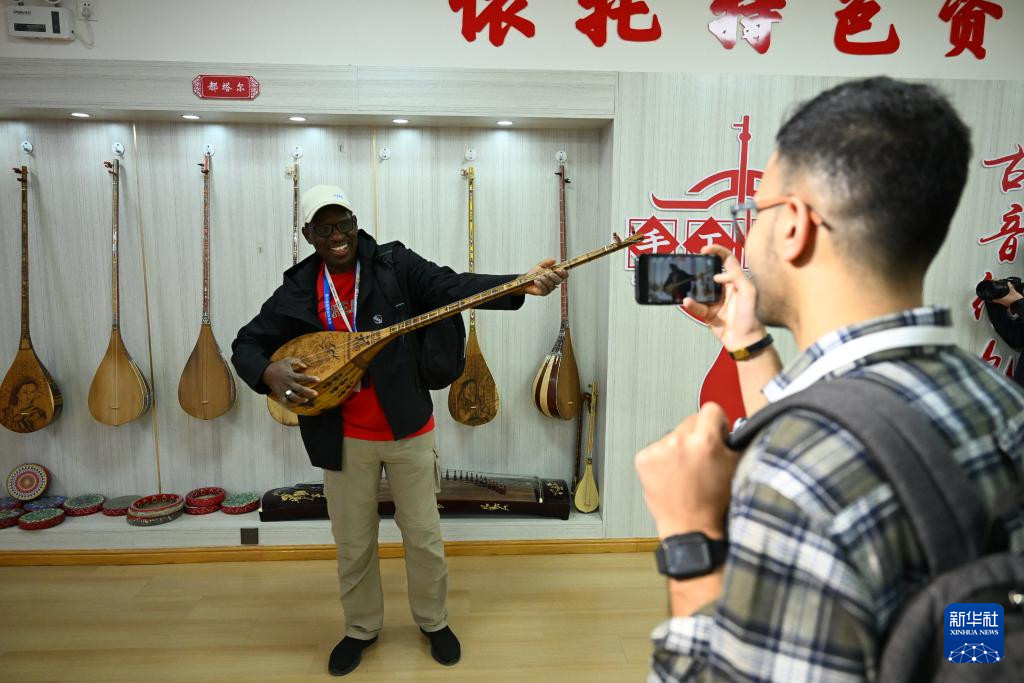 无码人妻少妇色欲AV一区二区