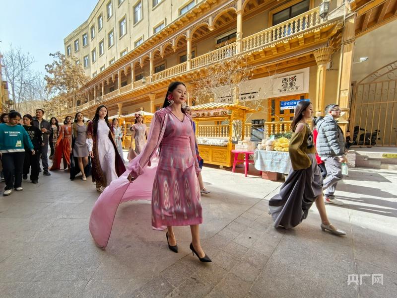 无码人妻少妇色欲AV一区二区