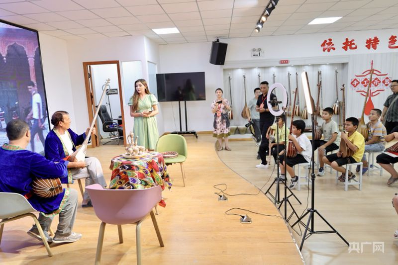 无码人妻少妇色欲AV一区二区