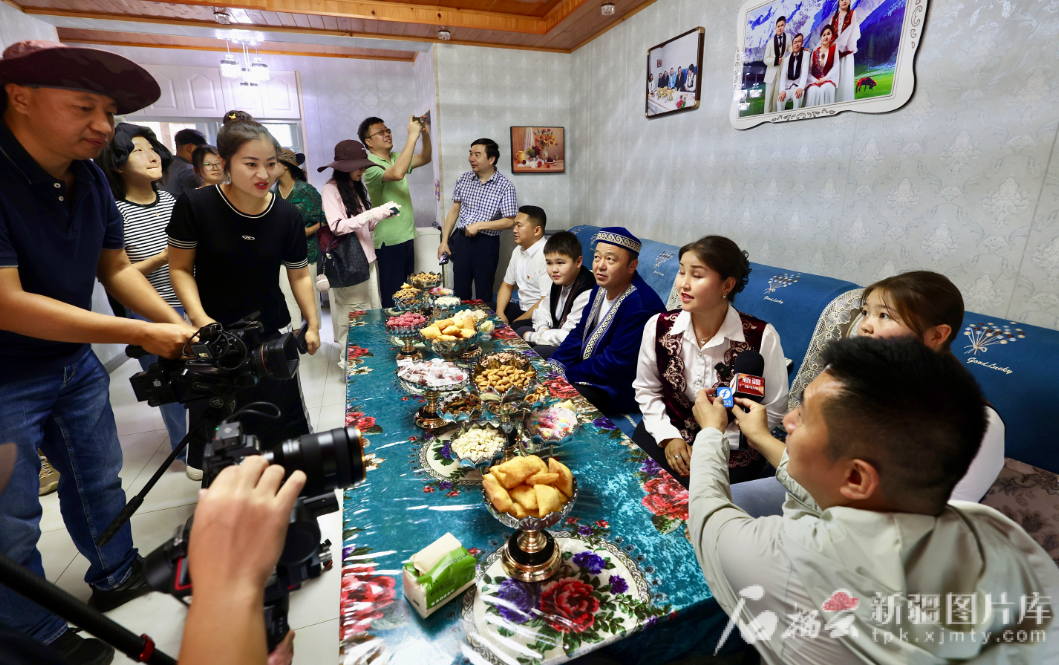 无码人妻少妇色欲AV一区二区