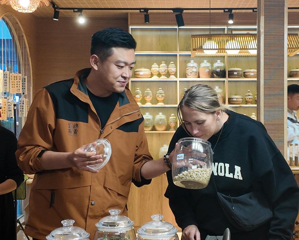 无码人妻少妇色欲AV一区二区