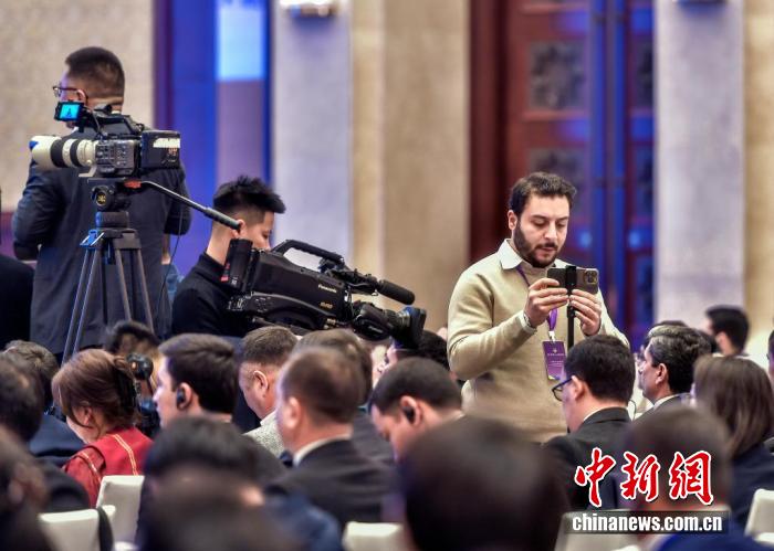 无码人妻少妇色欲AV一区二区