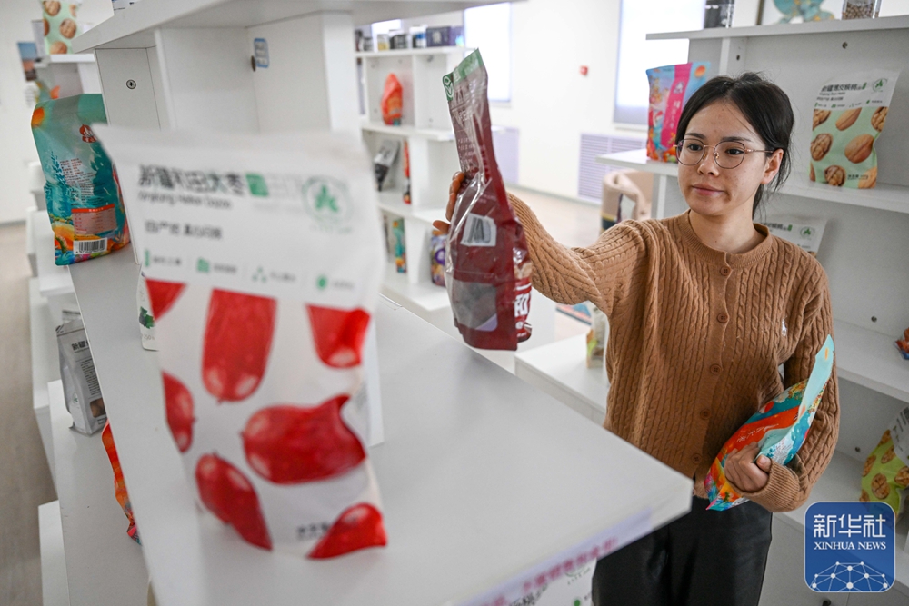 无码人妻少妇色欲AV一区二区