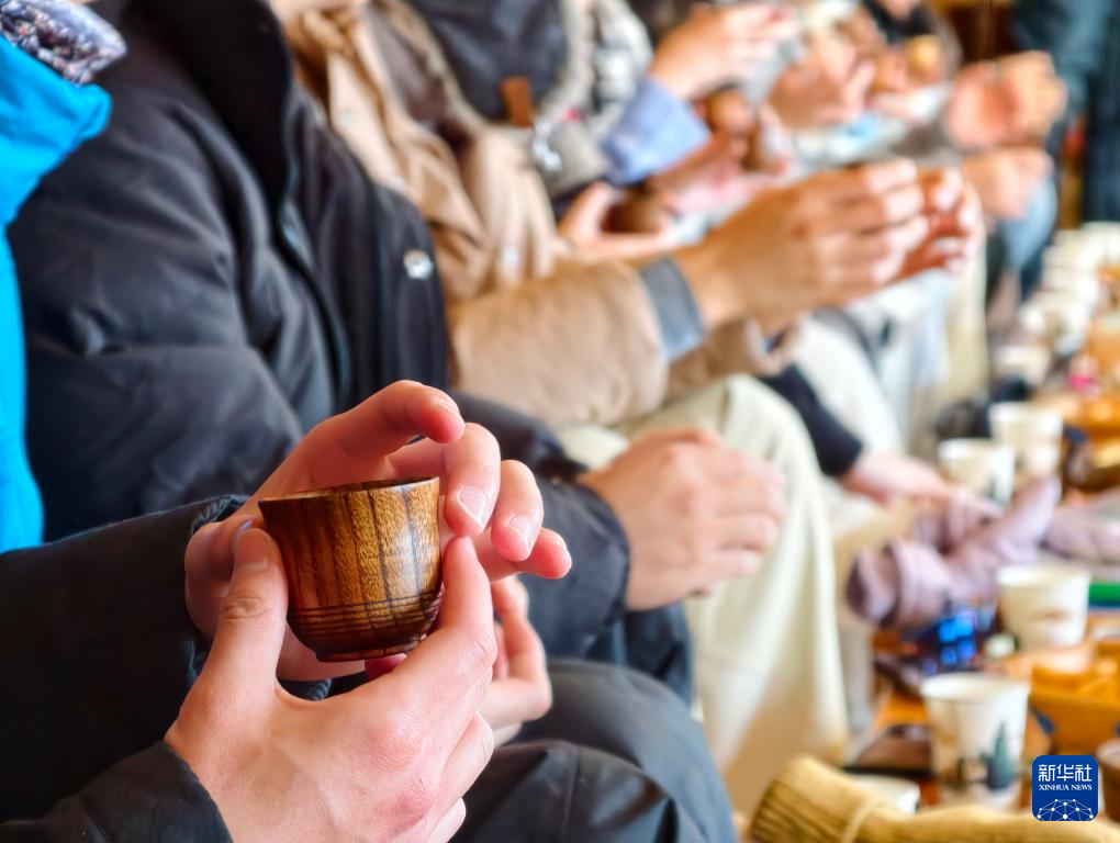 无码人妻少妇色欲AV一区二区