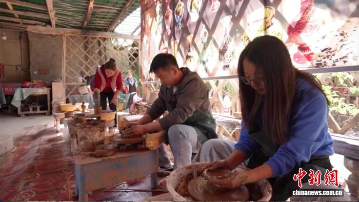 无码人妻少妇色欲AV一区二区